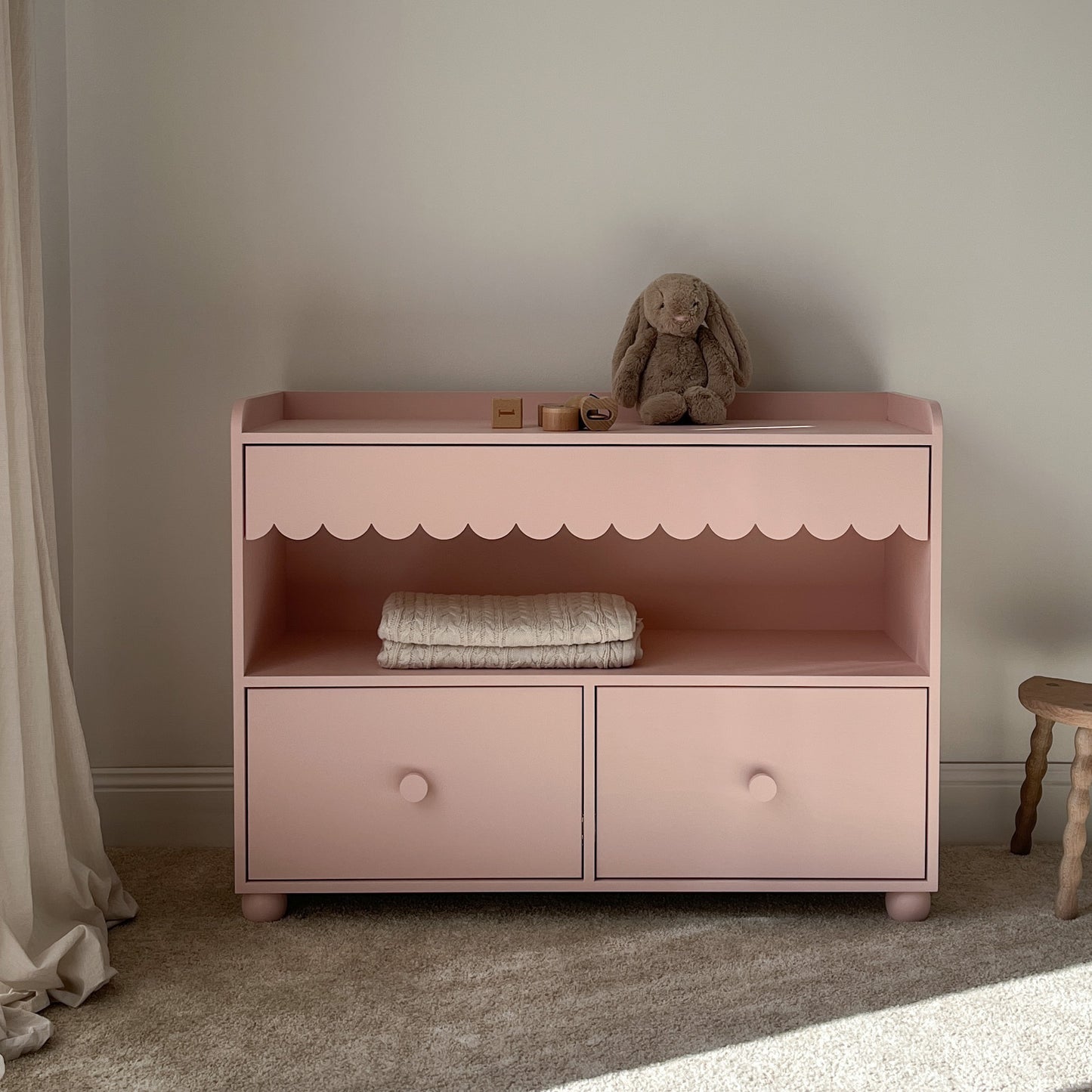 1M - Cherry Bookshelf