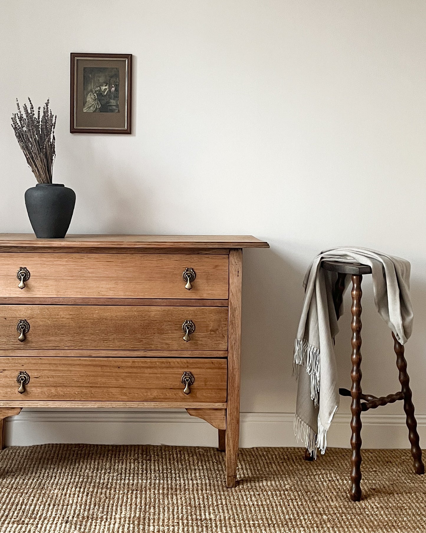 Solid Oak Chest of Drawer