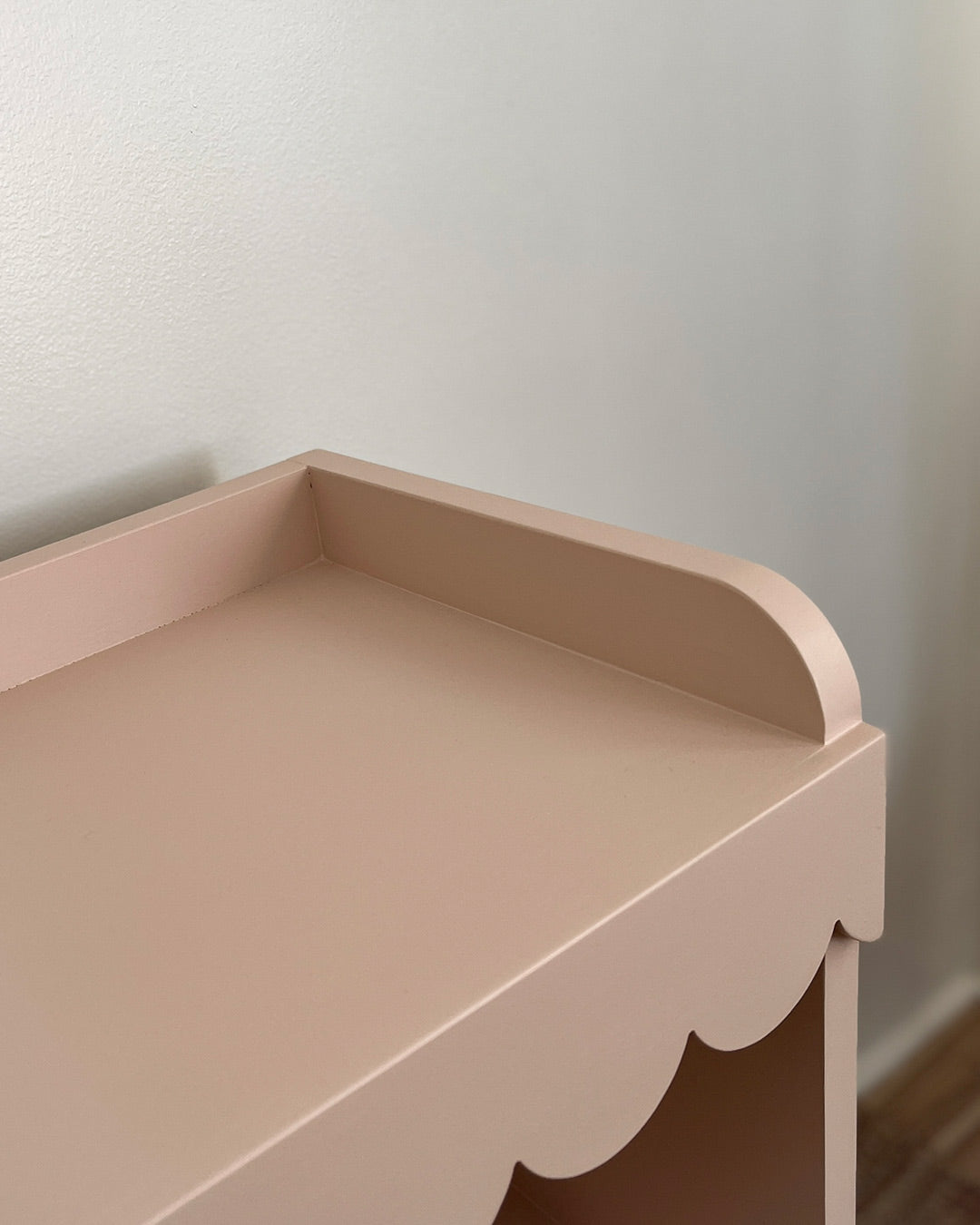 Scallop Bookshelf