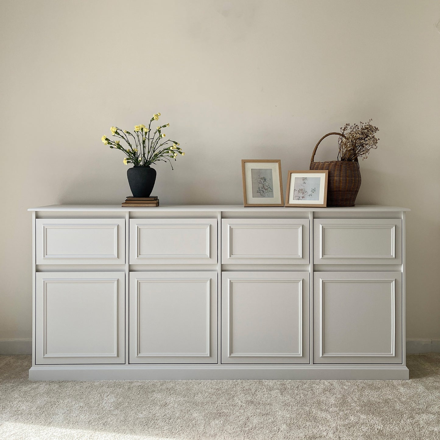 Lily Storage Unit