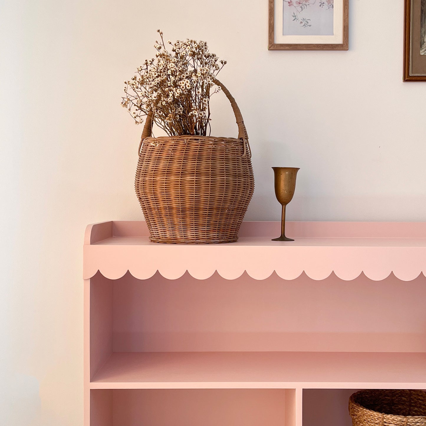 Large Scallop Bookshelf