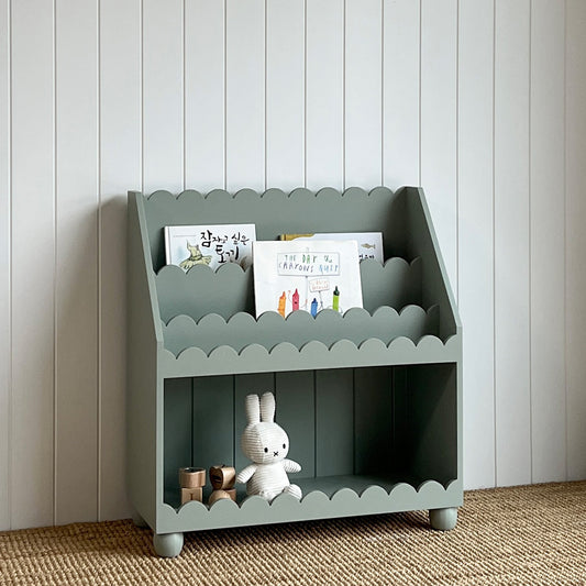 Scallop Front-Facing Bookshelf