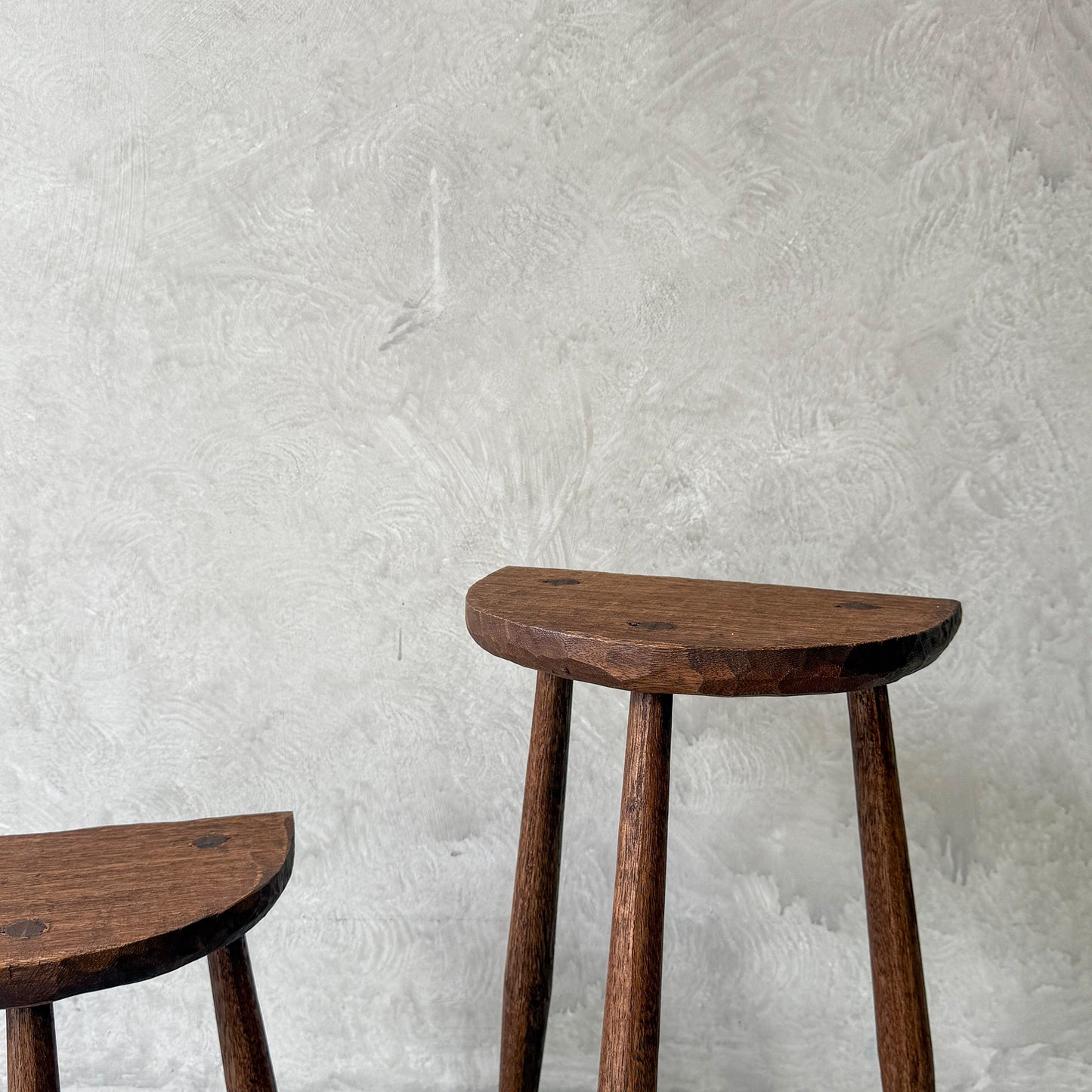 Demi-lune Milking Stool