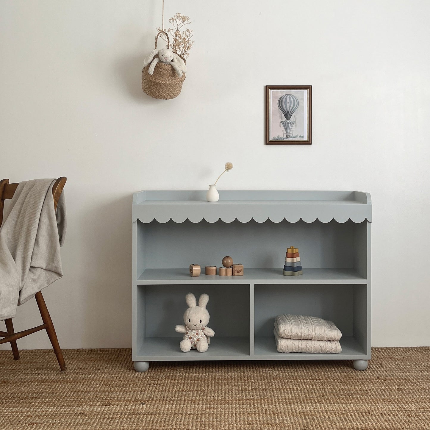Scallop Bookshelf