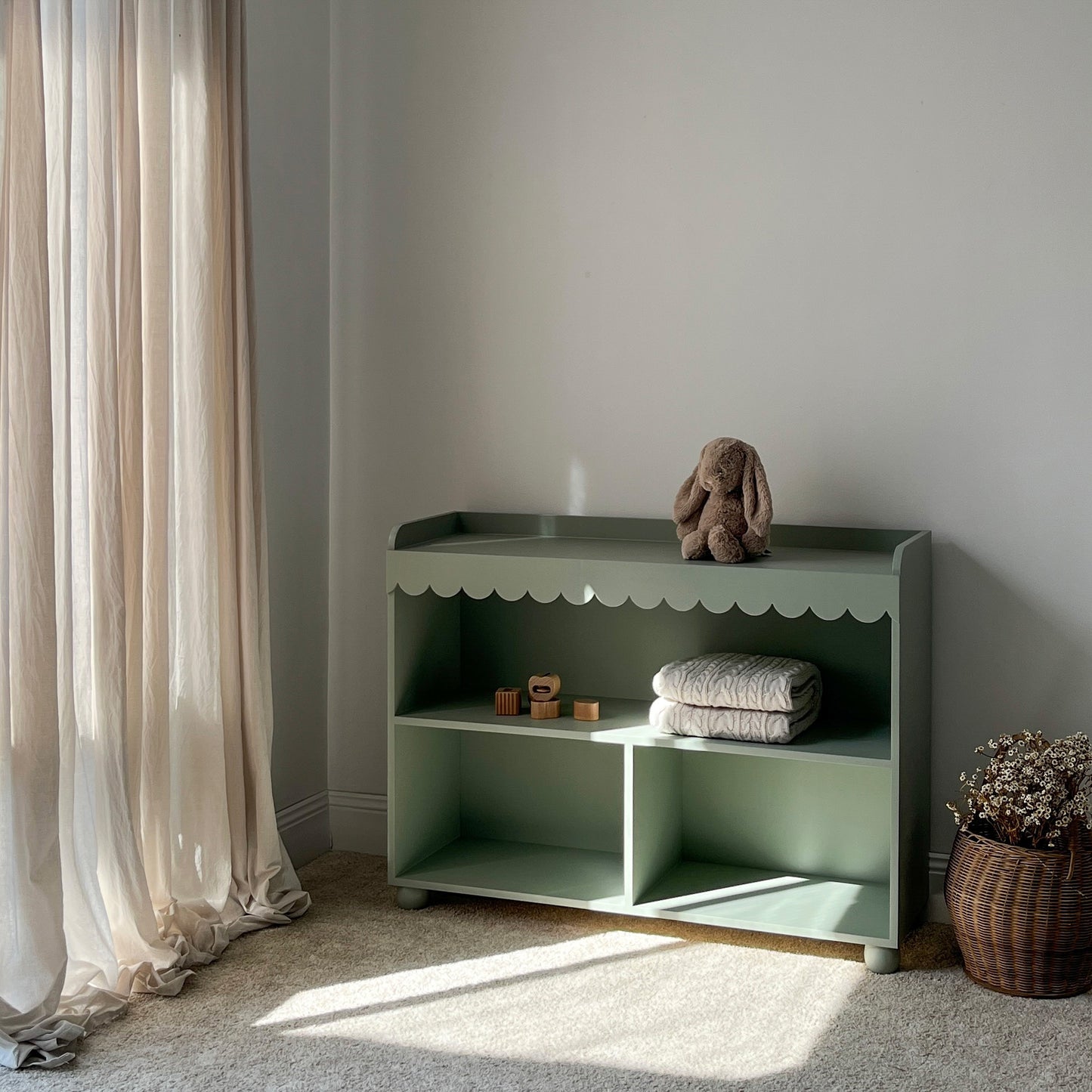 Scallop Bookshelf