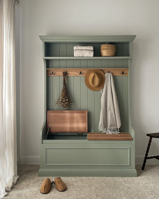 Amber Mudroom Bench