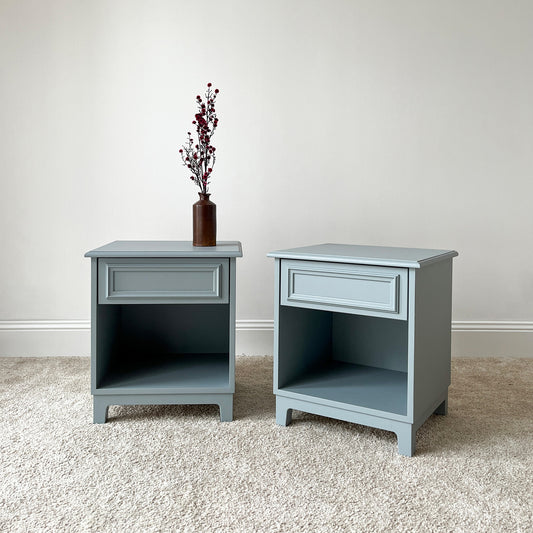 Violet Bedside Table No.1