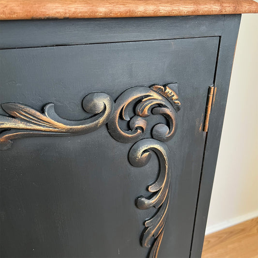 Queen Anne Antique Sideboard