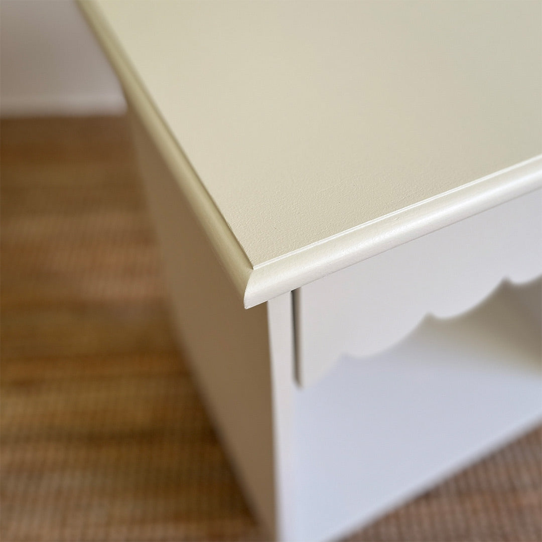 Scallop Bedside Table