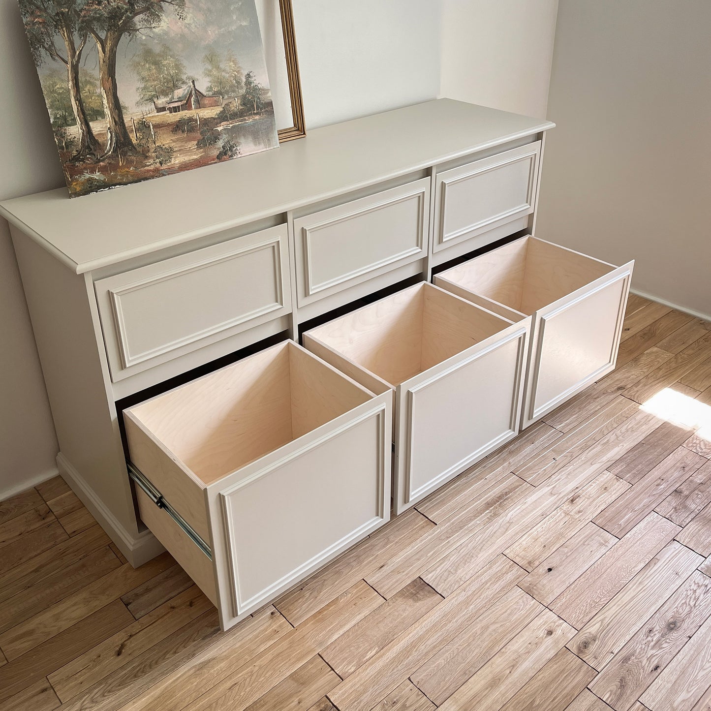 Jasmine Storage Unit