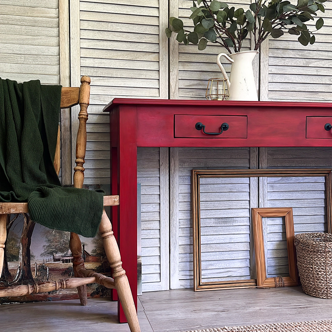 Rouge hallway table