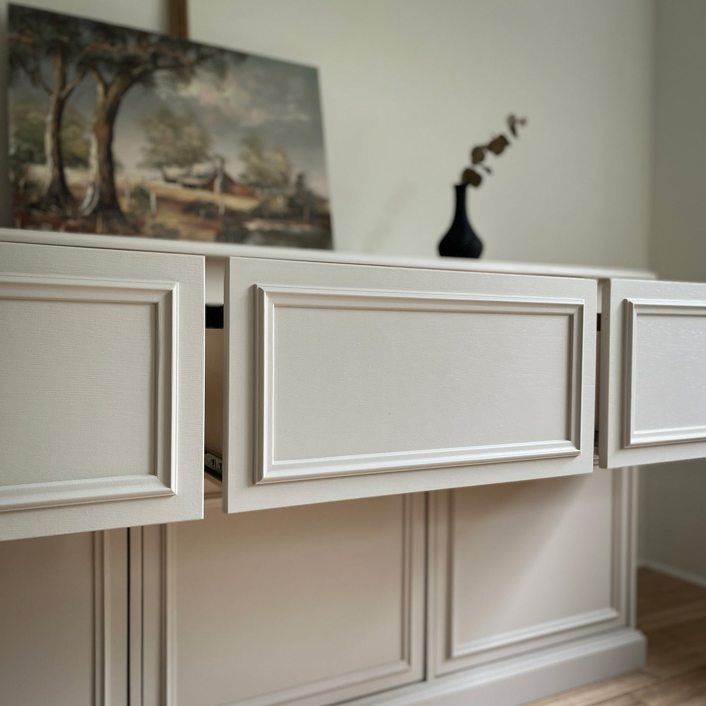 Jasmine Storage Unit