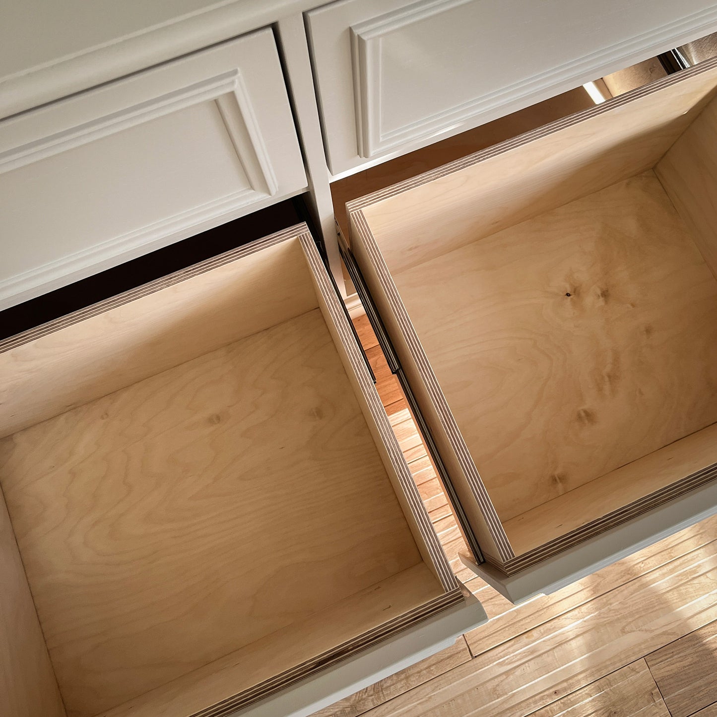 Jasmine Storage Unit