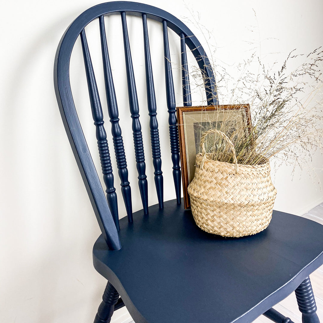 Windsor chair