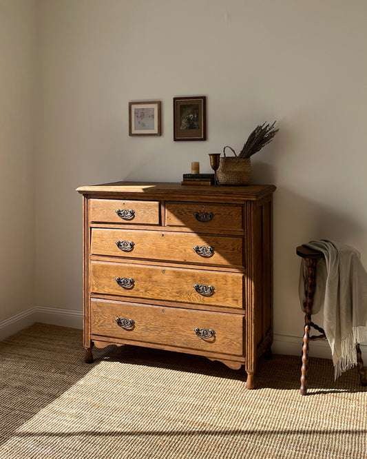 English Oak Chest of Drawer