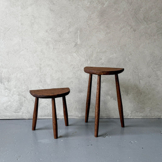 Demi-lune Milking Stool