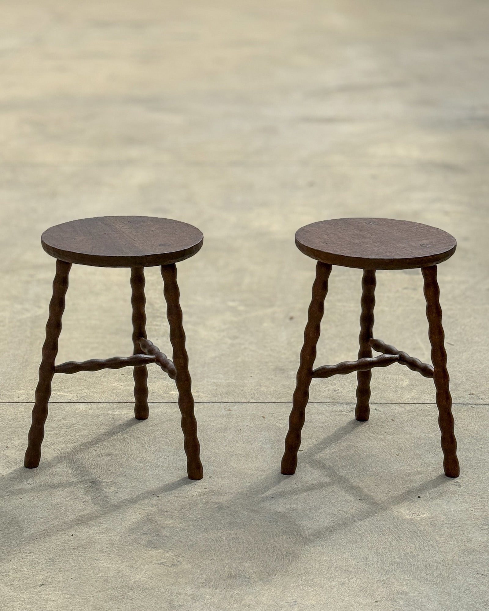 Round Bobbin Stools - Dark Edition – J&Furniture