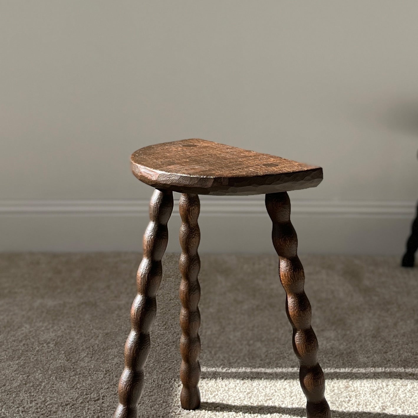 Demi-lune Bobbin Stool