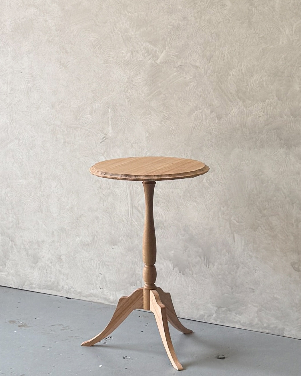 Luna Oak Side Table