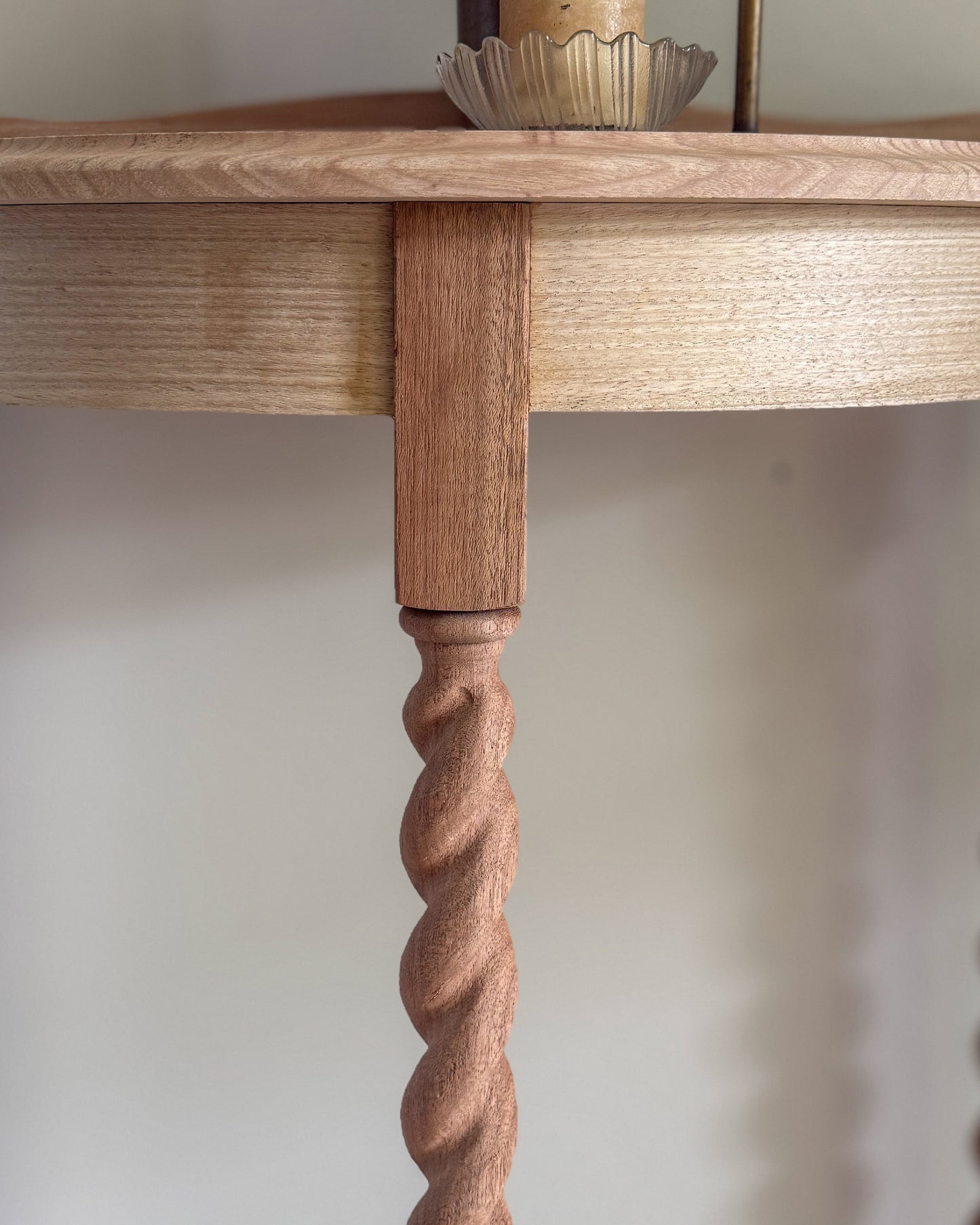 Demi Barley Twist Console