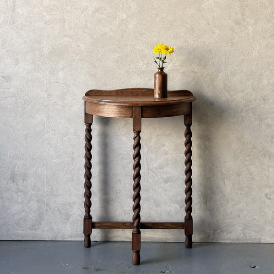 Demi Barley Twist Console | Dark Edition