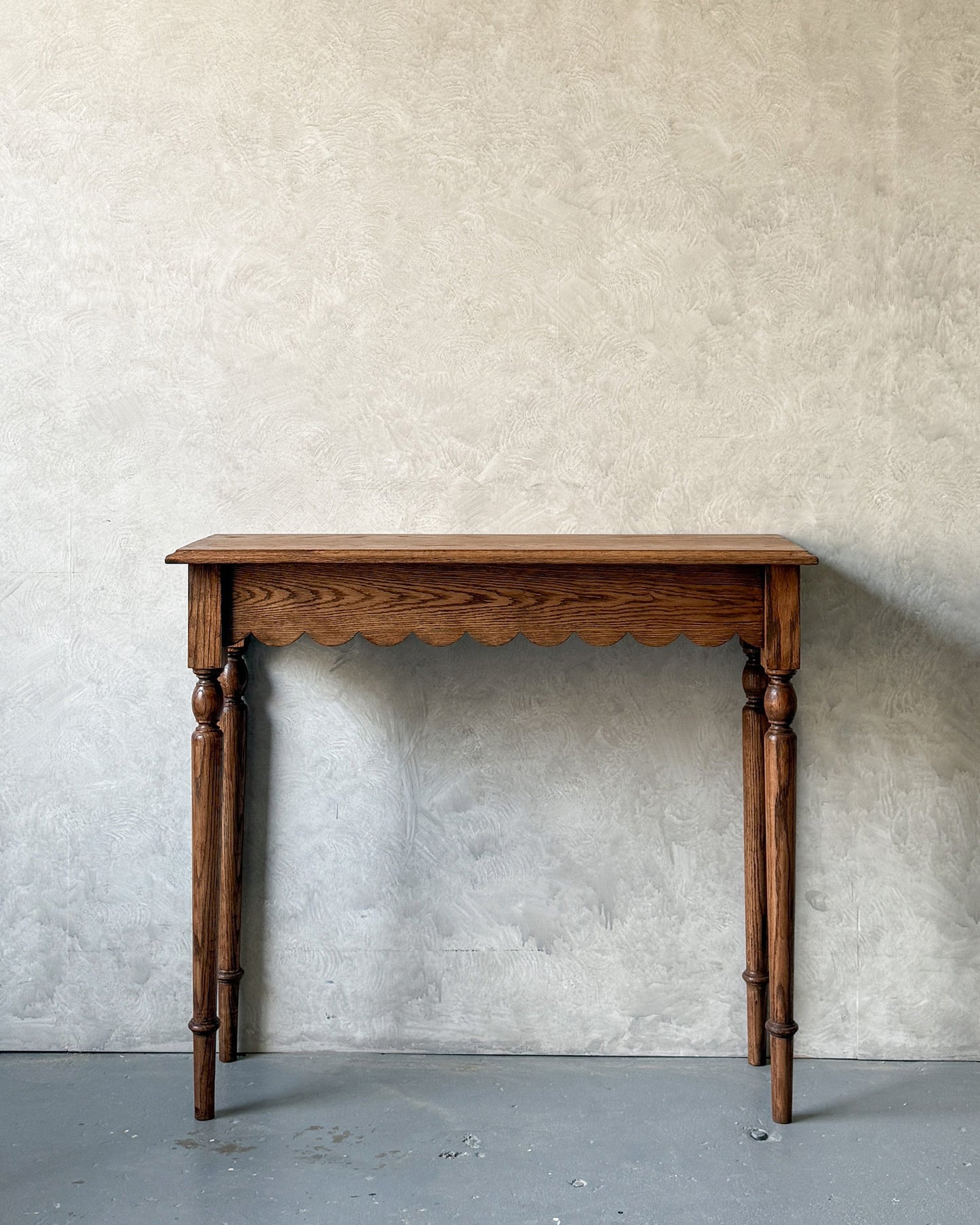 Ciel Scallop Console