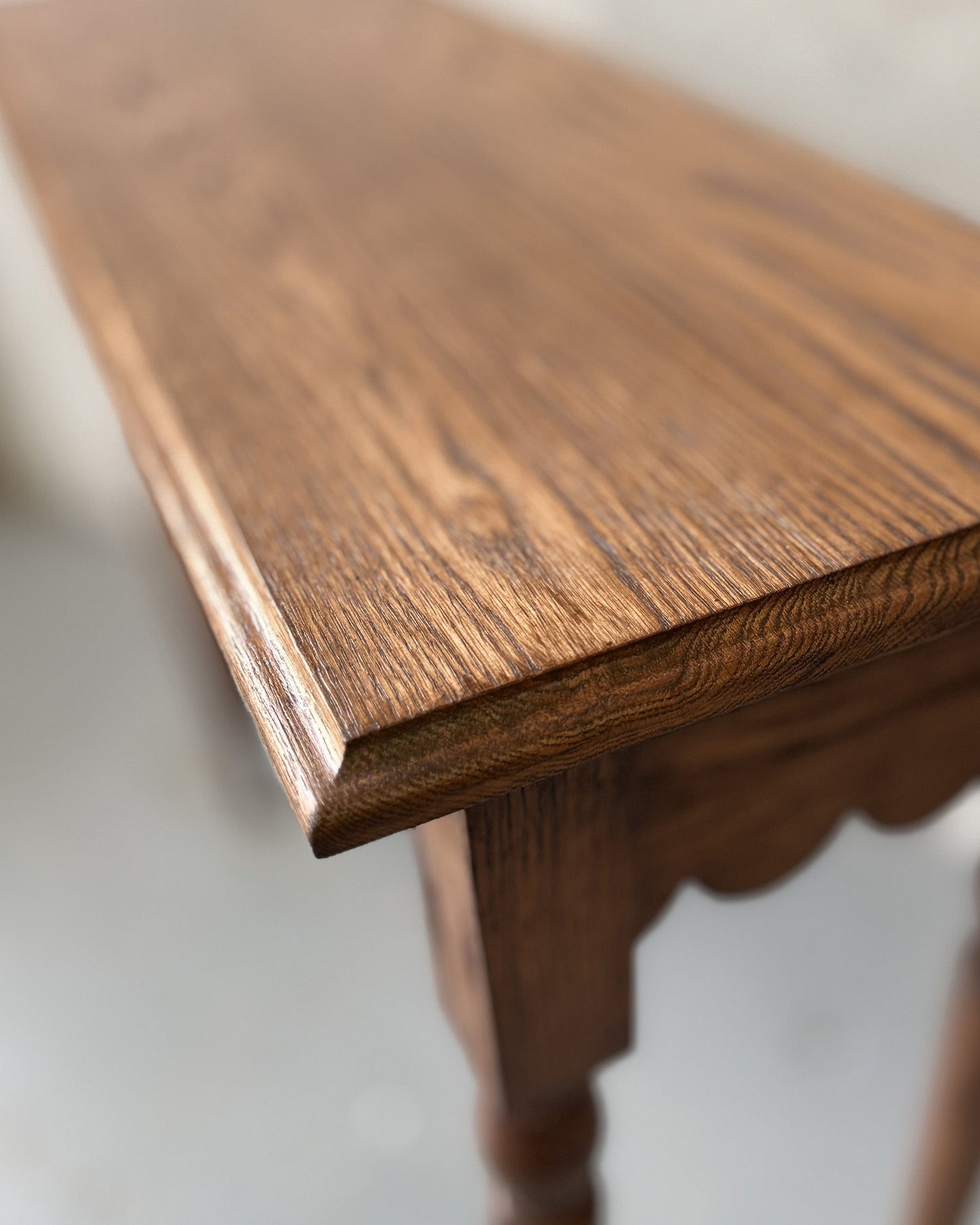 Ciel Scallop Console