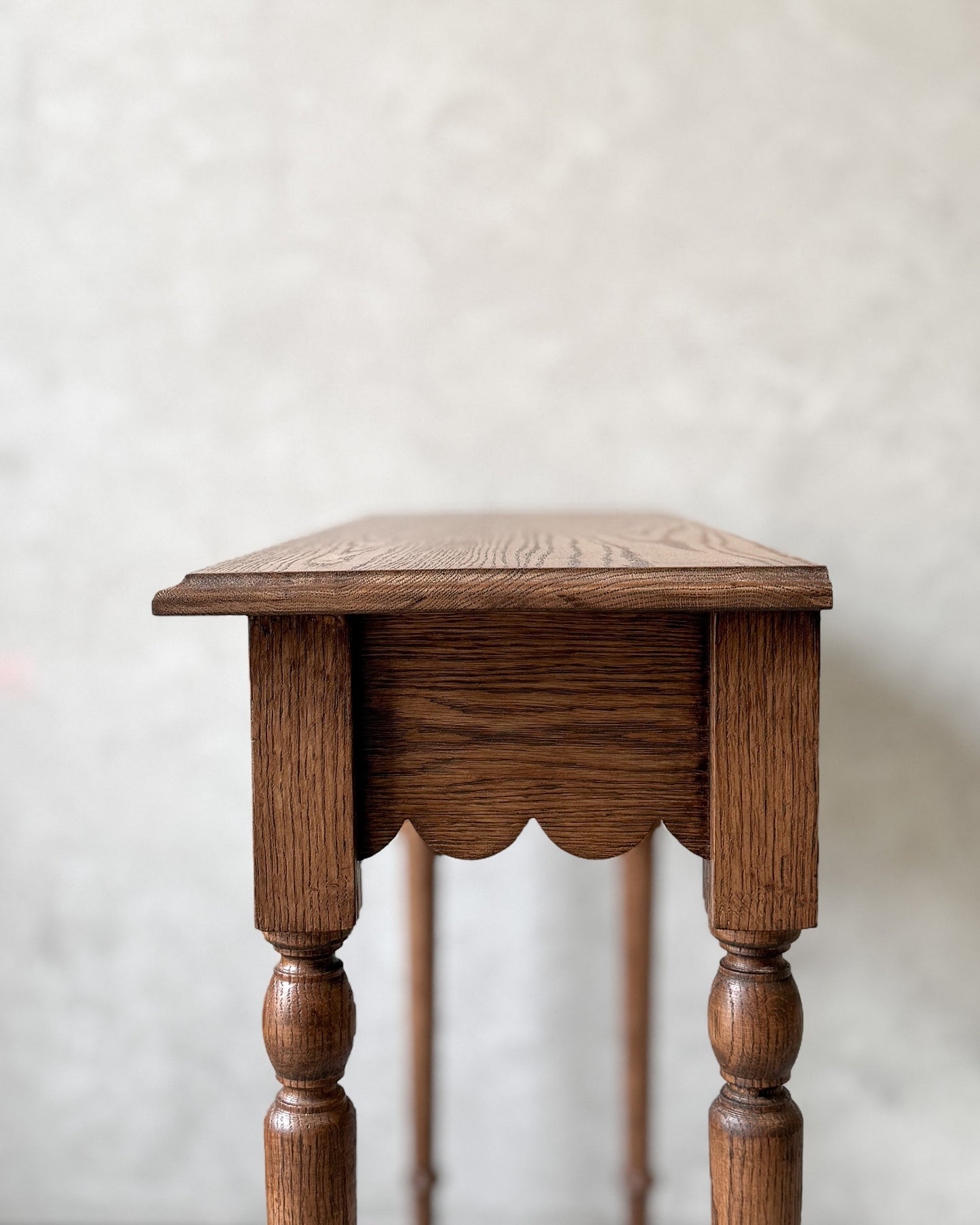 Ciel Scallop Console