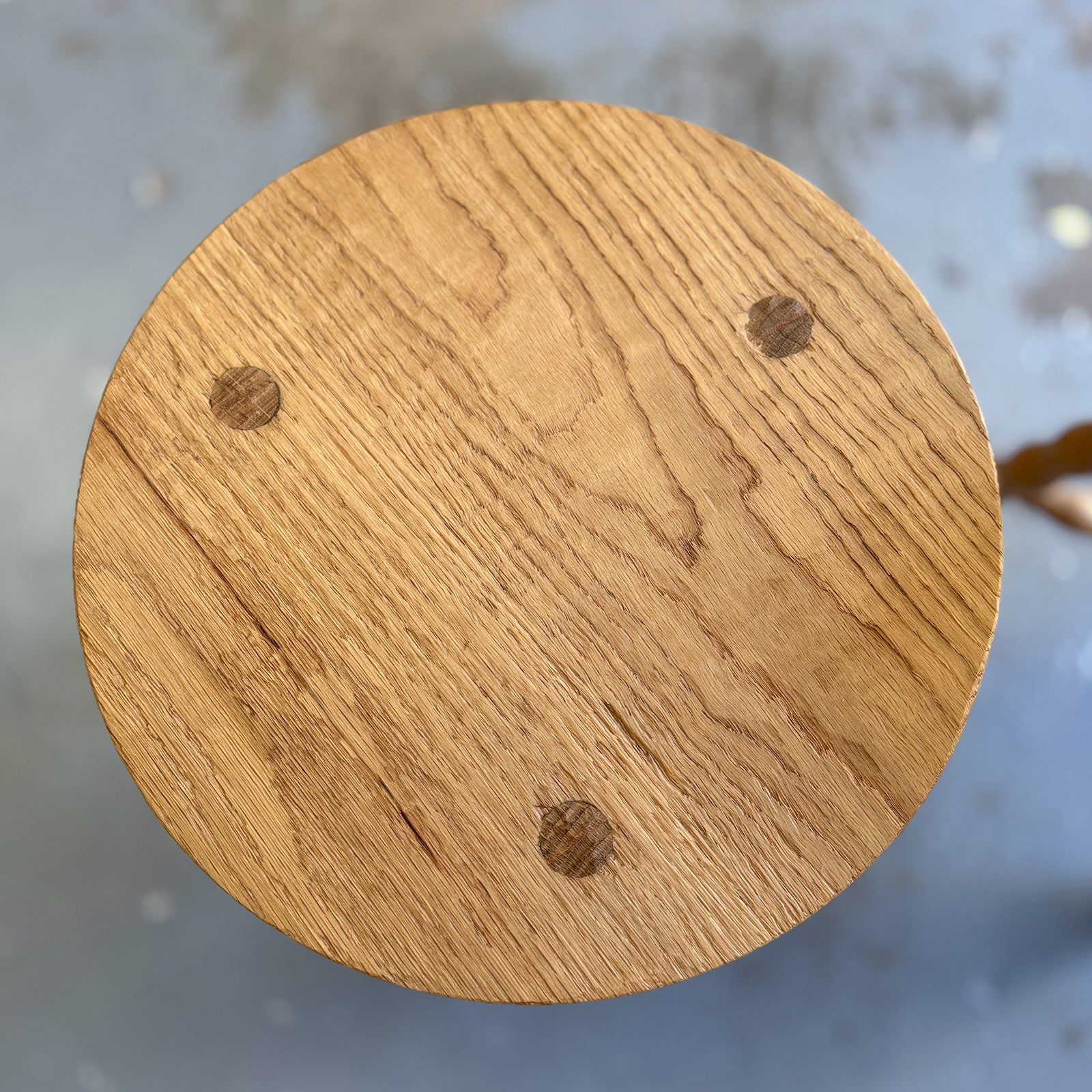 round-seat-american-oak
