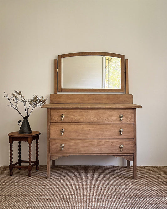 Vintage dresser with mirror