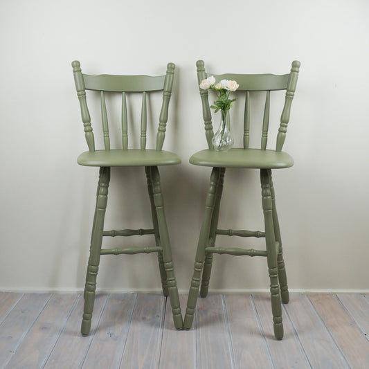 Sage high stool